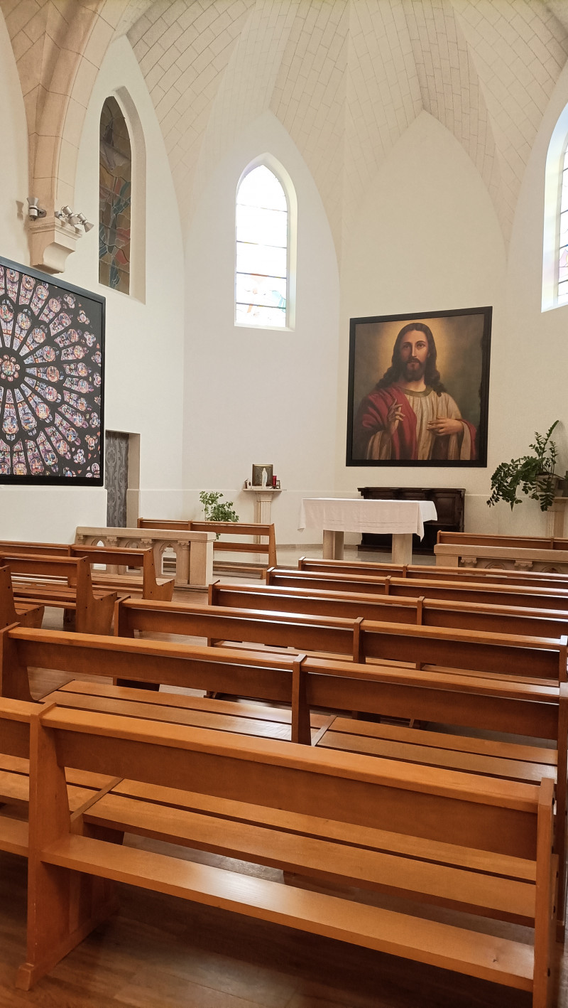 Une Chapelle au Coeur de la Résidence : Un lieu de Paix et de Spiritualité
